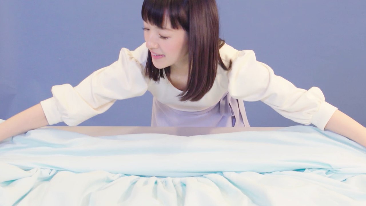 How to Fold a Fitted Sheet, According to Marie Kondo