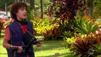 Gravação na praça acaba em confusão | As Aventuras de Poliana