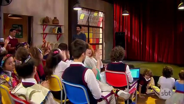 Raquel e Guilherme discutem na escola | As Aventuras de Poliana