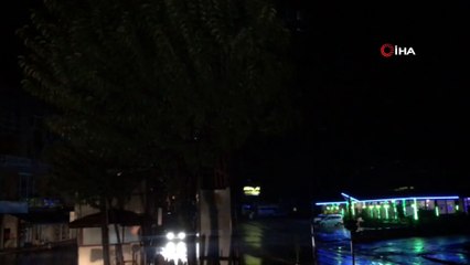 Hatay'ın üç ilçesinde şiddetli fırtına ve yağmur riski nedeni ile okullar tatil edildi