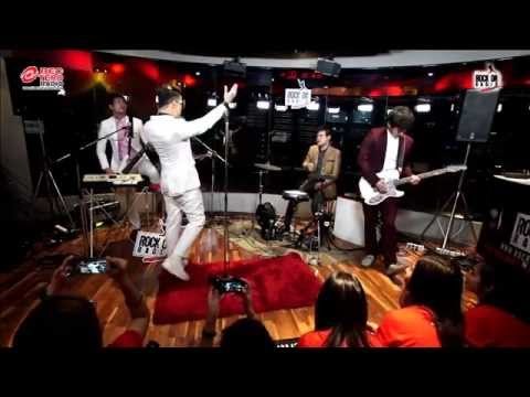 Rock On Live Presents Slot Machine Live Acoustic