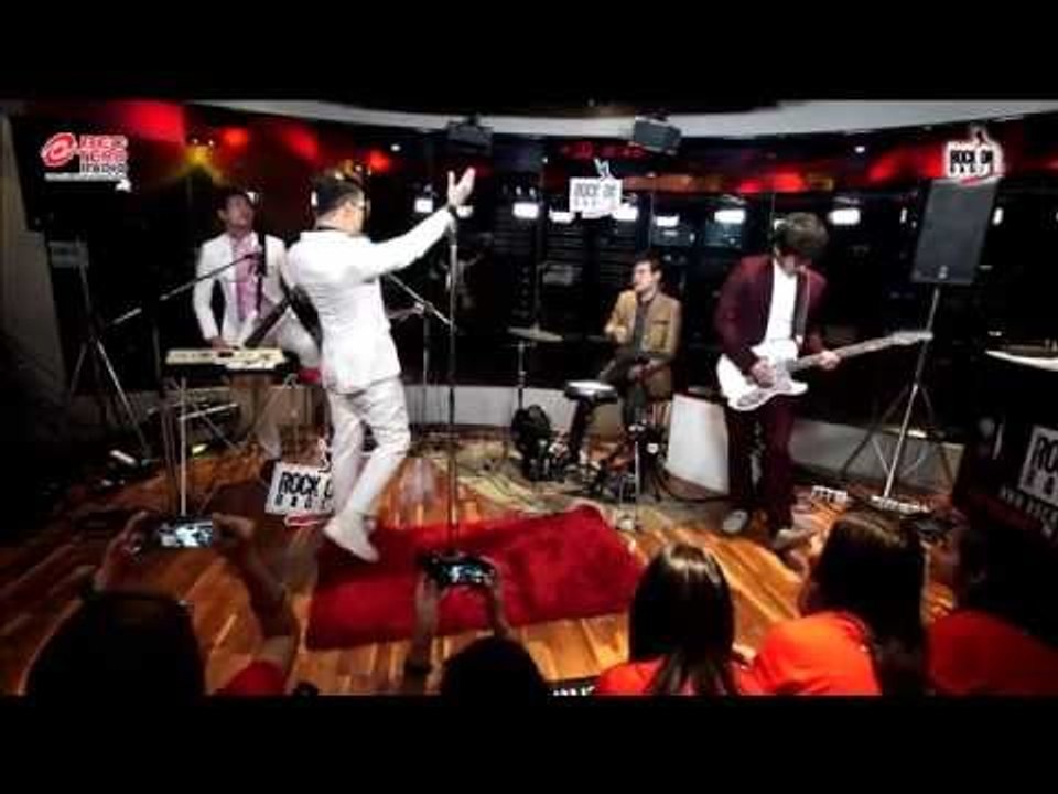 Rock On Live Presents Slot Machine Live Acoustic