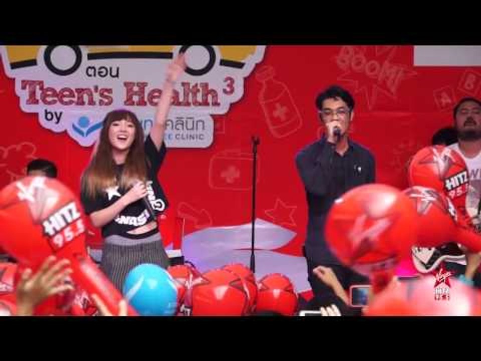 Be Hitz In School : แตกต่างเหมือนกัน - Getsunova Feat. Ploychompoo @ โรงเรียนสตรีวัดระฆัง