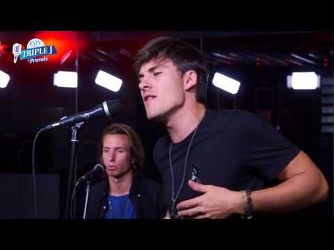 TRIPLE J & FRIENDS I DVICIO - Casi Humanos
