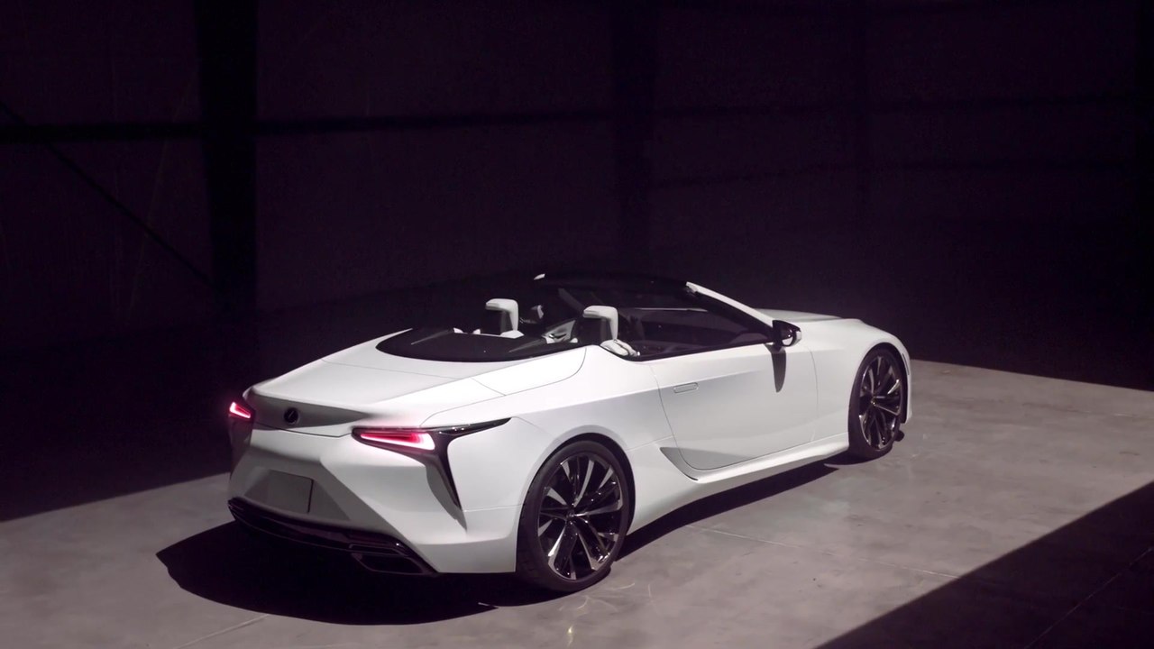 The new Lexus LC Convertible Trailer