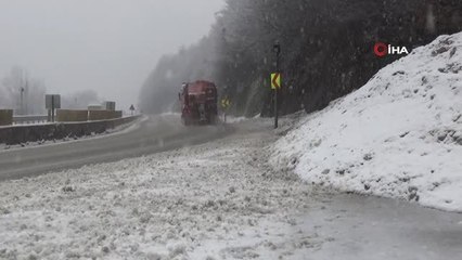 Bolu Dağında Kar Yağışı Etkili Oluyor