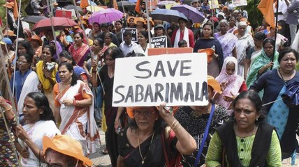 പ്രതിഷേധം ഭയന്ന് ദേവസ്വം ബോര്‍ഡ് ക്ഷേത്ര പരിപാടിക്ക് എത്തിയില്ല | Oneindia Malayalam