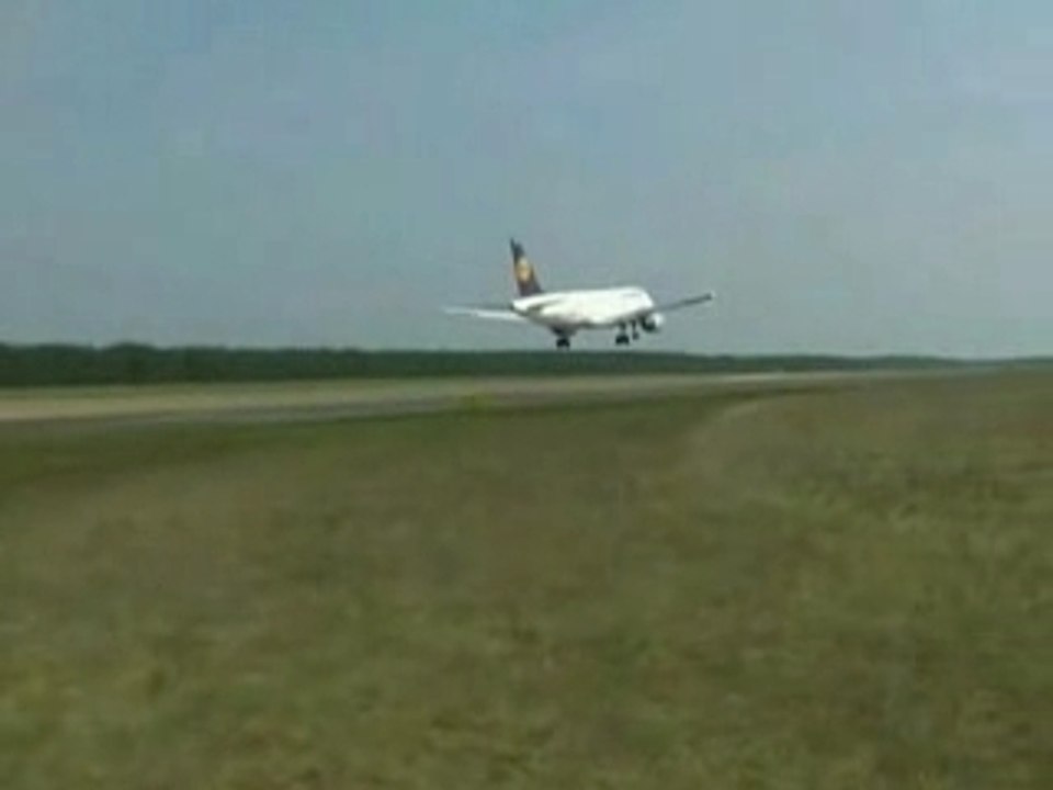 FAMILLE D'AIRBUS.flv_NEW_NEW