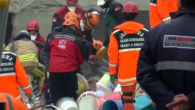 Kartal'da çöken binada enkaz altında kalan 5 yaşındaki Havva Tekgöz, 18 saat sonra kurtarıldı - İSTANBUL