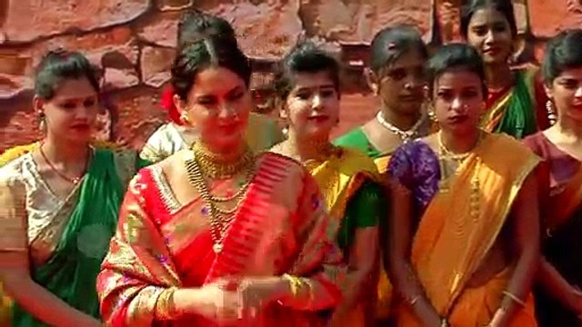 Kangana Ranaut SLAMS Bollywood STARS For Not Supporting Manikarnika