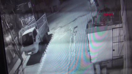 İstanbul- 5 Günlük Bebeğini Cami Avlusuna Bıraktı... Kimliği Tesadüfen Belirlendi