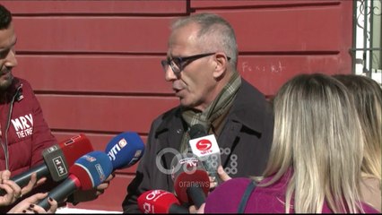 Ora News – Policia futet te Filologjiku, Markut i shterojnë thirrjet: Rama po "nxehet" në diell
