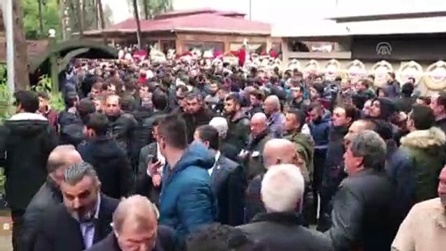Fatih Terim'in babası Talat Terim son yolculuğuna uğurlanıyor (1) - ADANA