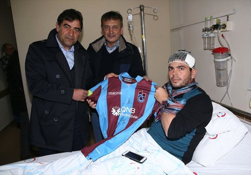 Trabzonspor Teknik Direktörü Ünal Karaman'dan Gazi Muhammet Atmaca'ya Ziyaret!