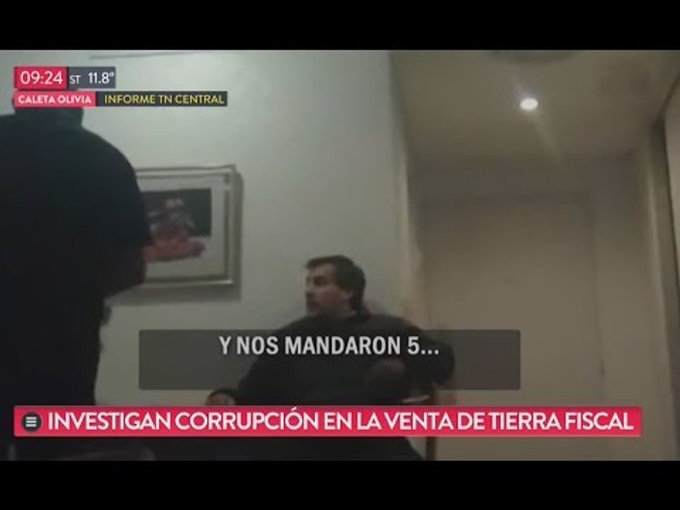 Filman al intendente de Caleta Olivia recibiendo coima de 2 millones por tierras fiscales