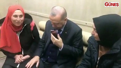 Cumhurbaşkanı Erdoğan, yanına gelen genç kızı kırmadı