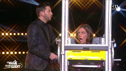 Francesca Antoniotti en angoisse totale, elle se fait rétrécir en direct !