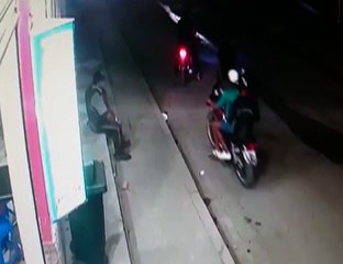 Hombre de la tercera edad frustra un robo en Guayaquil