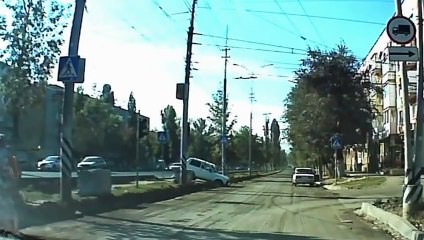 50 EXAMPLES HOW NOT TO DRIVE AN LADA