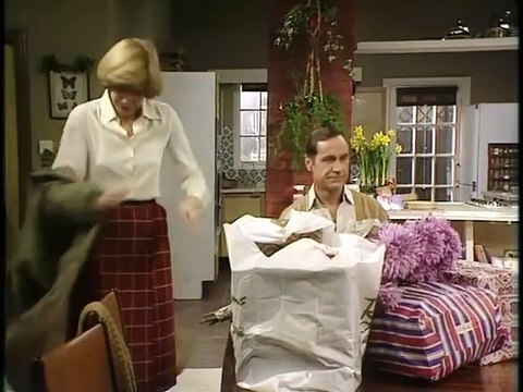 Butterflies S2E8 Christmas With The Parkinsons