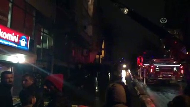 Bağcılar'da elektrik panosu patladı - İSTANBUL