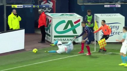 "Protéger sa balle" en sortie de but