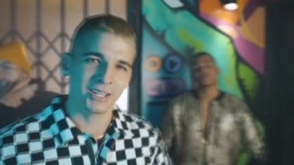 El cantante colombiano Legarda muere en Medellín por una bala perdida