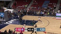 Desi Rodriguez Posts 30 points & 11 rebounds vs. Iowa Wolves