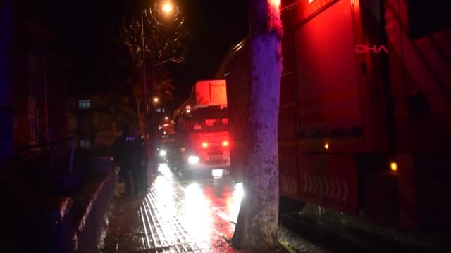Çorum'da 4 Katlı Binada Çıkan Yangın Paniğe Neden Oldu