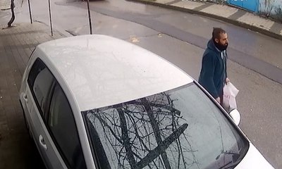 Girdiği binadan 10 çift ayakkabı çaldı