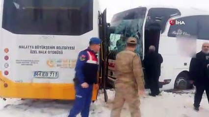 Malatya’da iki otobüs çarpıştı: 18 yaralı