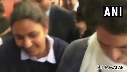 பிரியங்கா பதவி ஏற்பு கணவரிடம்  விசாரணை