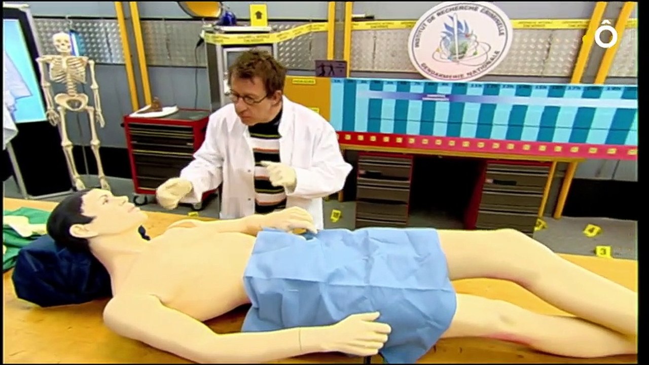 C'est pas sorcier - Police scientifique les Sorciers mènent l'enquêt..._