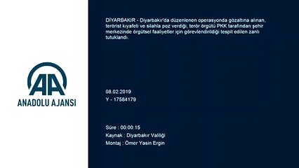 Terörist kıyafeti ve silahla poz veren zanlı tutuklandı - DİYARBAKIR