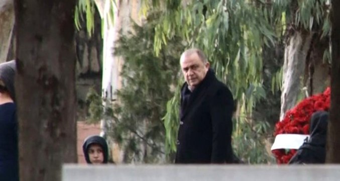 Fatih Terim, Babasının Mezarını Ziyaret Etti
