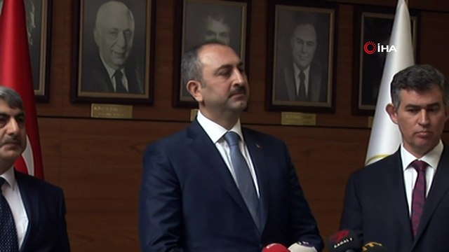 Adalet Bakanı Gül: 'Olay anından itibaren soruşturma başlatılmıştır. Enkaz kaldırma çalışmaları sürüyor. Hiçbir şekilde enkaz bu işin üstünü örtmeyecektir'