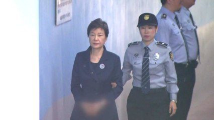 박근혜 사면론 '솔솔'...법조계 "요건도 안되는데" / YTN