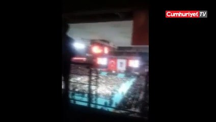 Mehmet Özhaseki konuşmaya başladı, yüzlerce işçi salonu terk etti