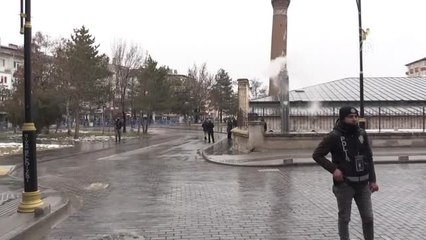 Cumhurbaşkanı Erdoğan, Cuma Namazını Ulu Cami'de Kıldı