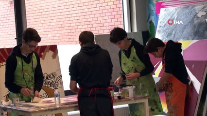 Üniversite tercihi konusunda kafası karışık öğrenciler fuara koştu