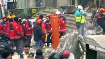 Kartal'da bina çökmesi - Arama kurtarma çalışmaları devam ediyor - İSTANBUL