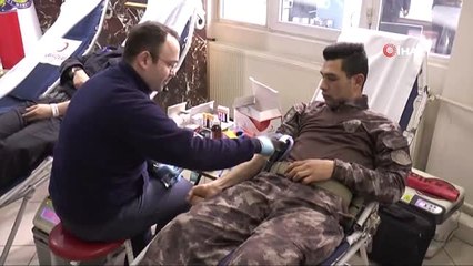 Emniyet Ekipleri 'Can' Kurtarmak İçin Bu Sefer 'Kan' Verdi