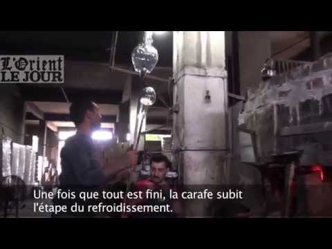 À Beddaoui, au fond de l’usine, trois souffleurs de verre - L'Orient-Le Jour