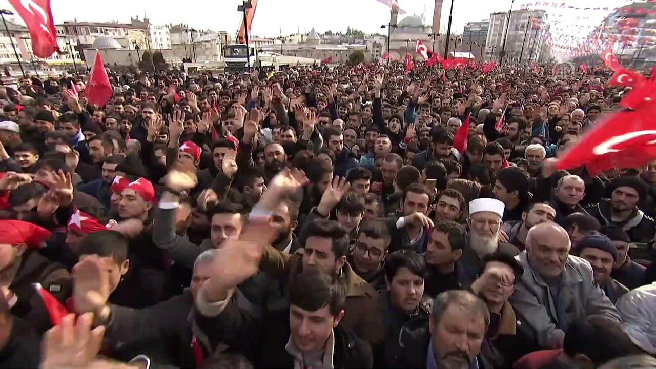 Cumhurbaşkanı Erdoğan: '(Ankara-Yozgat-Sivas Yüksek Hızlı Tren hattı) Bu yıl test sürüşlerine başlayıp önümüzdeki yıl işletmeye açacağız' - SİVAS