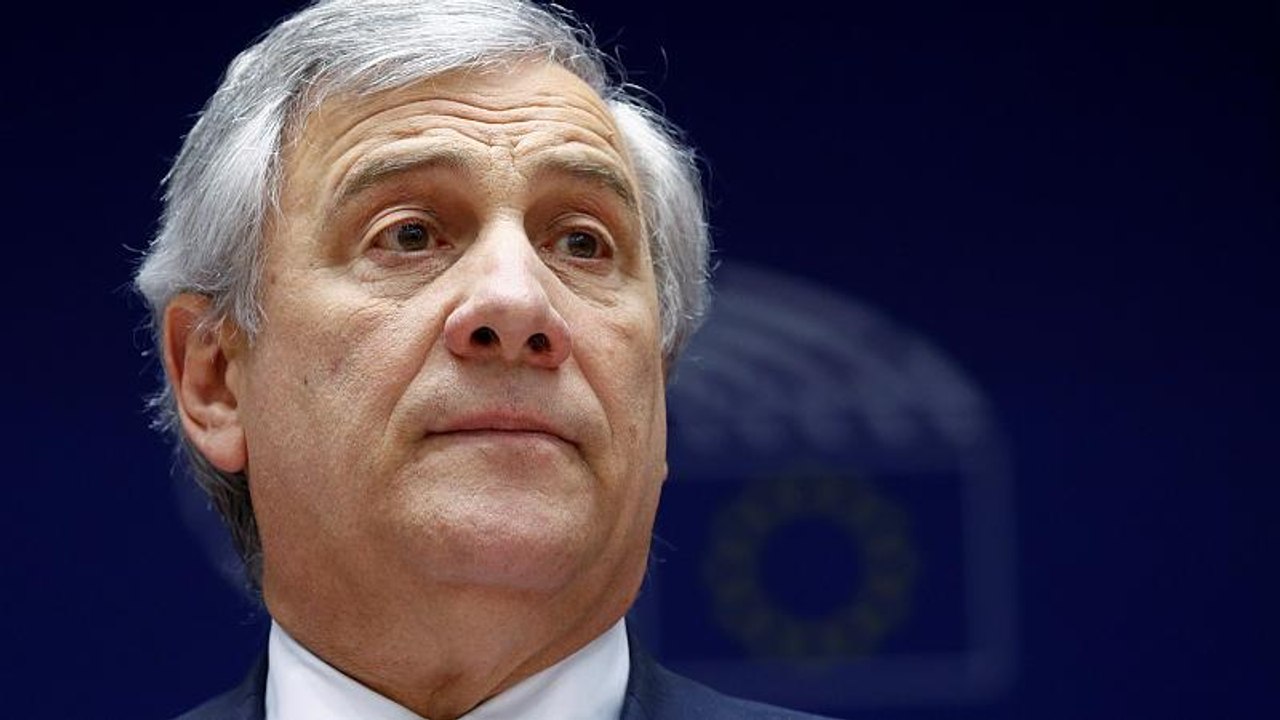 Exclusive: Top European politicians blast Italy's 'big mistake' over France spat