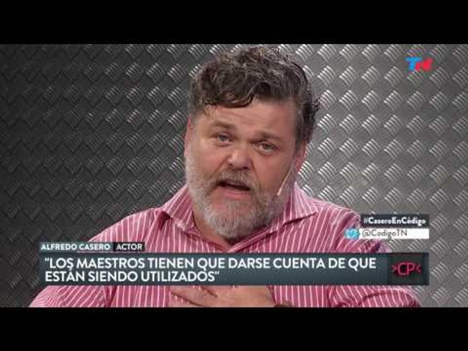 Código Político (23/03/2017) Alfredo Casero sobre Cristina: "Se sienta en internet a tuitear"