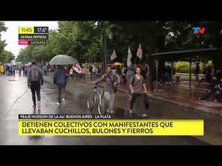 Detienen micro que iba con cuchillos y fierros a la Legislatura