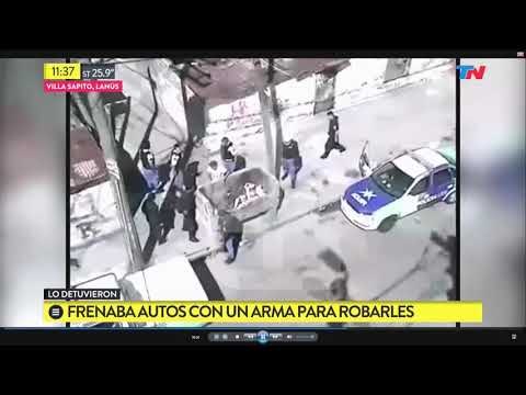 Lanús: Frenaba autos con un arma para robarles