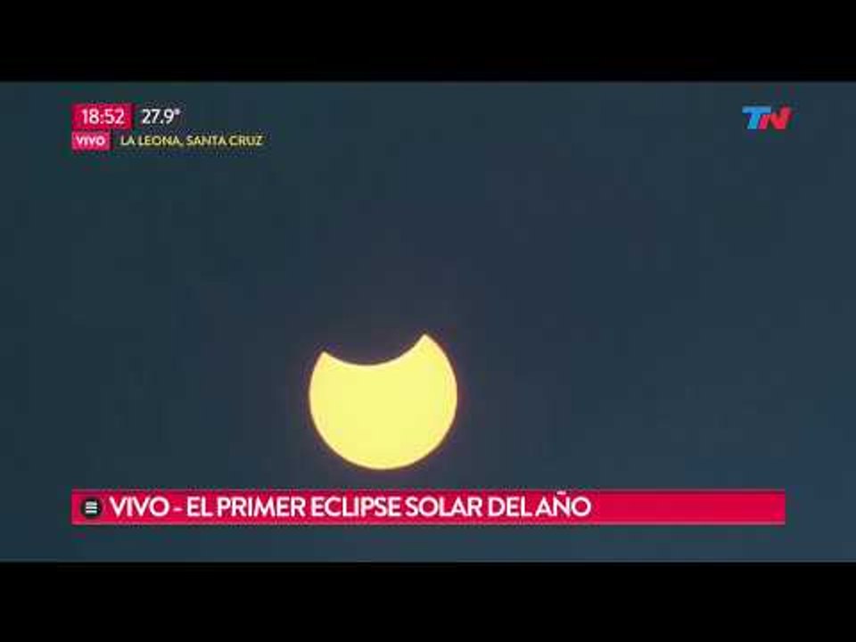 El eclipse solar en su punto máximo