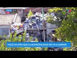 Acumula montañas de basura y amenaza a los vecinos